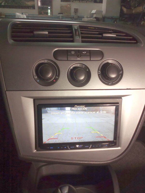 Sensor aparcamiento automóvil